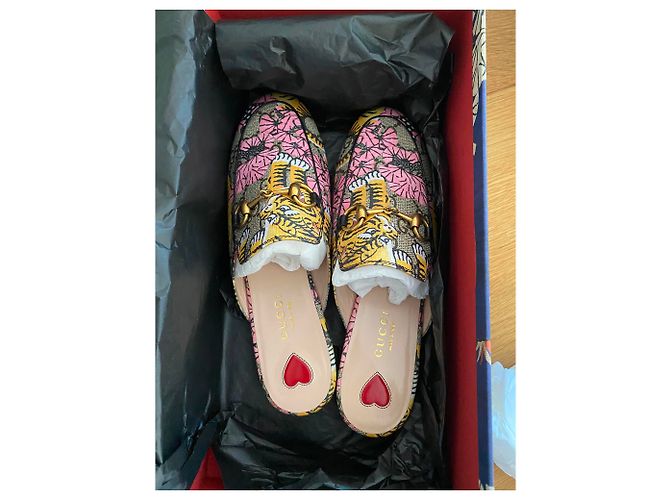 Muli Gucci Princetown con stampa Bengala Stampa zebra - vista 4