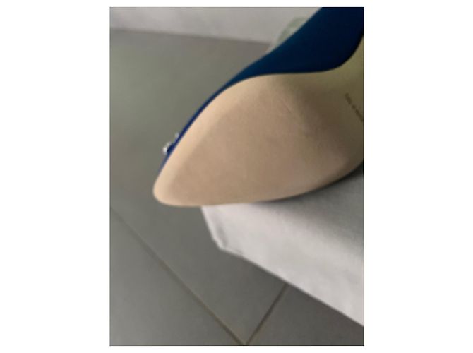 Manolo Blahnik Décolleté a punta in raso - vista 3