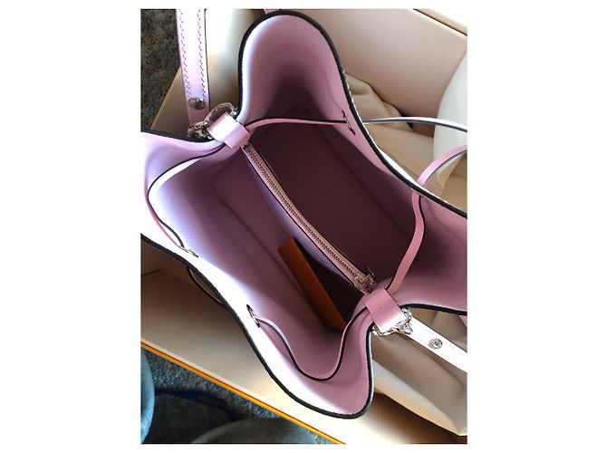 Néonoé Louis Vuitton LV NeoNoe nuovo Rosa - vista 10