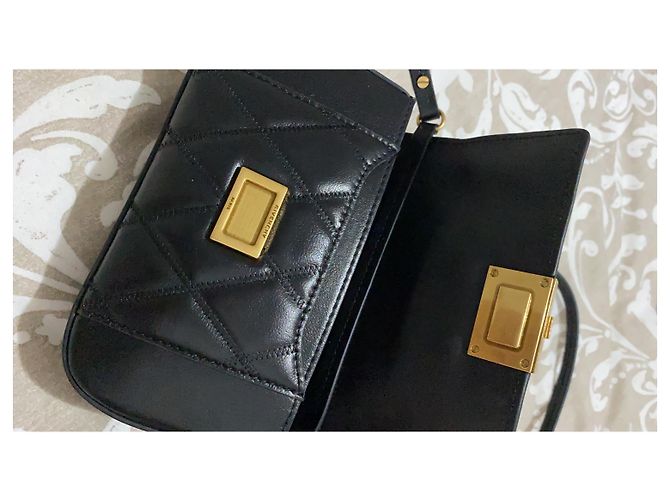 Bolso Givenchy de charol negro - vista 3