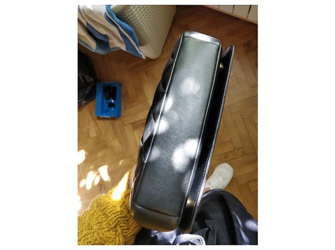 Chanel Schwarze Umhängetasche - Ansicht 13