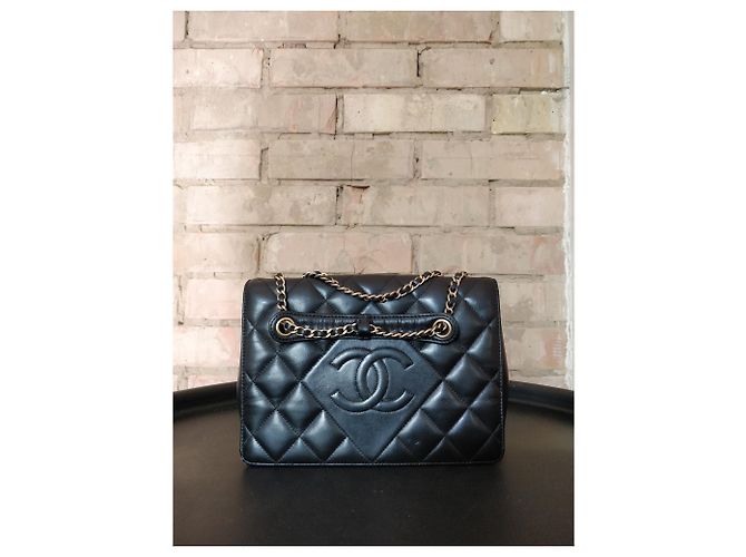 Chanel Schwarze Umhängetasche - Ansicht 16