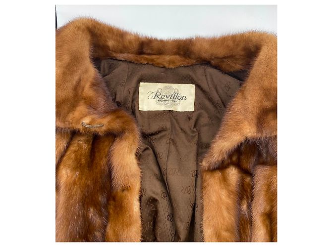 Revillon Abrigos, Ropa de calle Castaño - vista 10