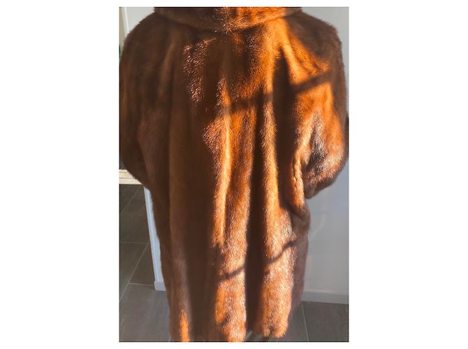 Revillon Abrigos, Ropa de calle Castaño - vista 8