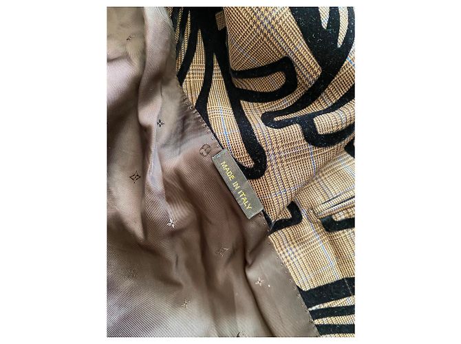 Louis Vuitton Pantaloni Marrone - vista 9