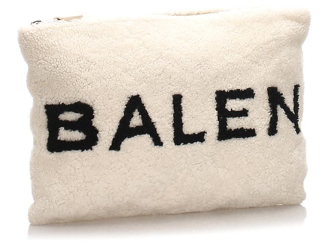 Balenciaga White Shearling Logo Clutch Bag - vista 2