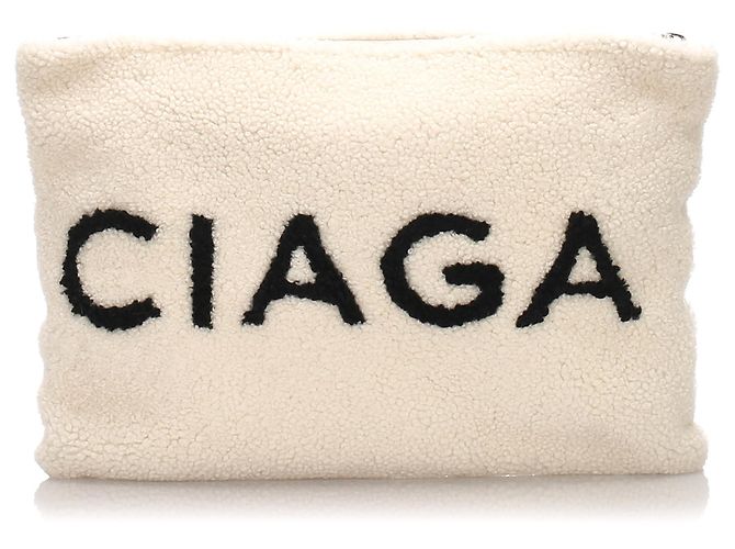 Balenciaga White Shearling Logo Clutch Bag - vista 3