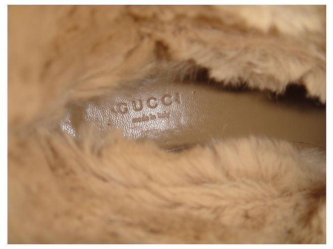Botas peludas talla Gucci 40,5 Beige - vista 2