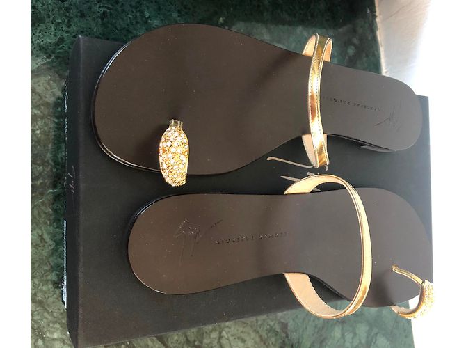 Giuseppe Zanotti Mules - vista 3