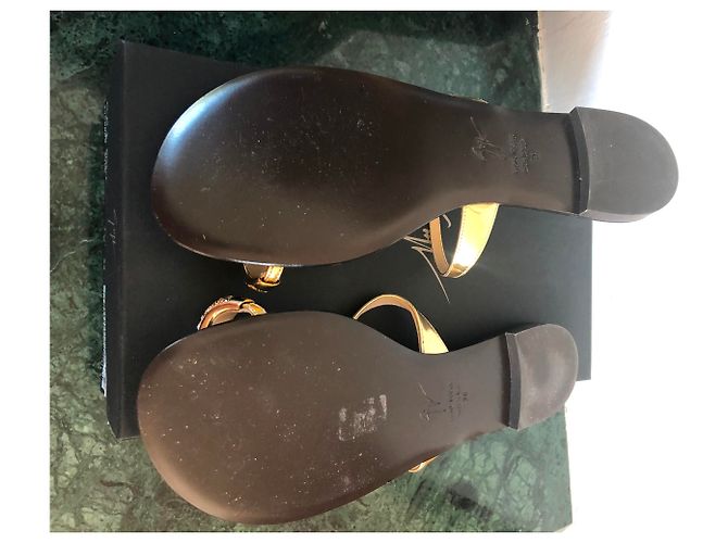 Giuseppe Zanotti Mules - vista 4
