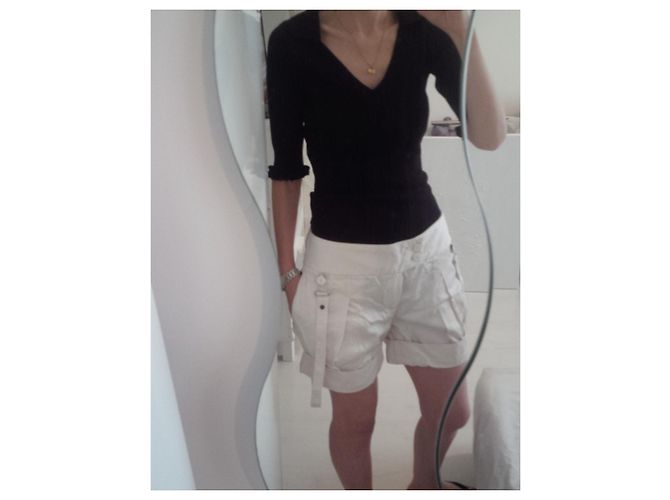 Diesel-Shorts mit Ladedetails. Perlbeige Farbe. - Ansicht 12