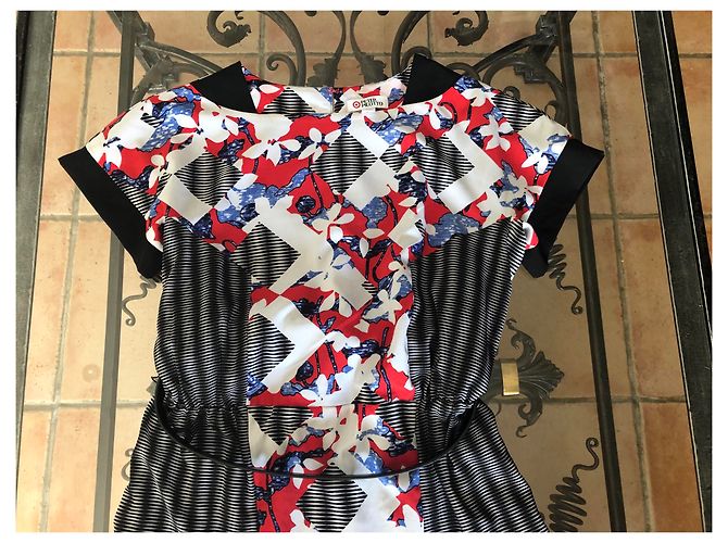 Peter Pilotto X Target Kleider Schwarz Weiß Rot Hellblau - Ansicht 2