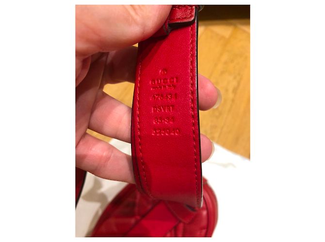 Cinturón Gucci Marmont con Bolsillo Rojo Roja - vista 2