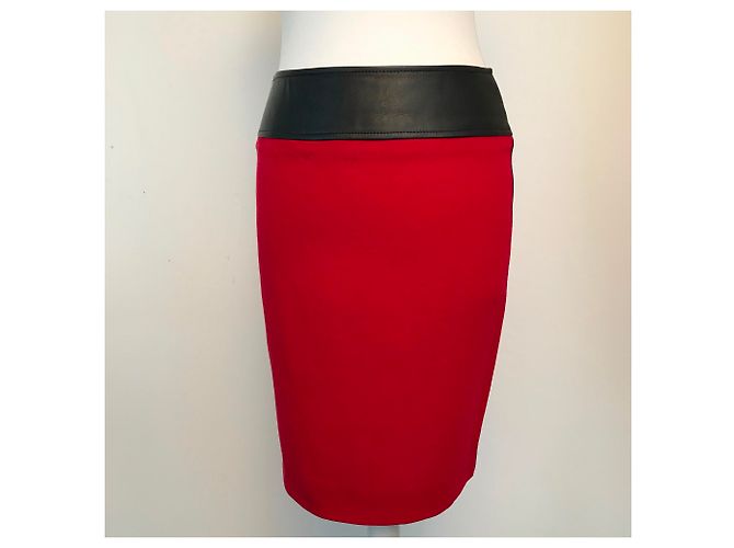 Falda roja de lana D&G con detalles de cuero Negro - vista 4