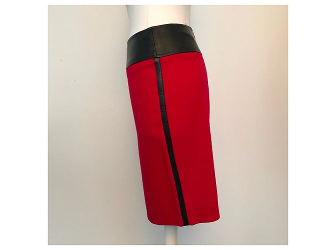 Falda roja de lana D&G con detalles de cuero Negro - vista 5