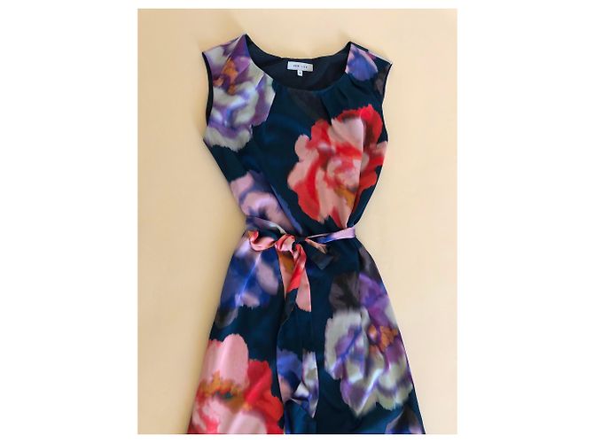 Autre Marque Floral gemustertes Kleid aus Polyester Größe 8 Mehrfarben - Ansicht 3
