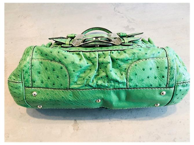 Borsa a mano Gucci verde in pelle di struzzo con fiocco metallico - vista 6
