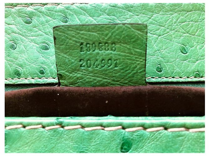 Borsa a mano Gucci verde in pelle di struzzo con fiocco metallico - vista 9