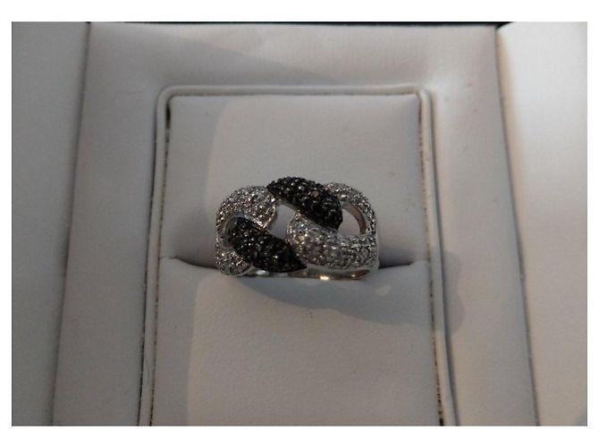 Autre Marque ANELLO NODI IN ORO BIANCO E DIAMANTI - vista 2