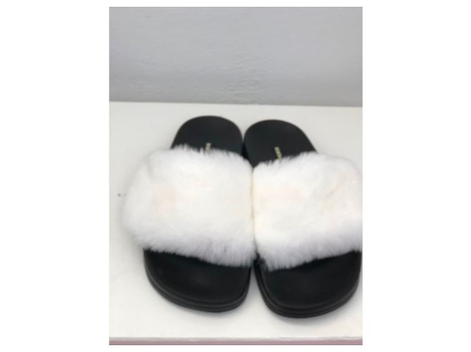 Dolce & Gabbana Pelz-Slides Weiß - Ansicht 3