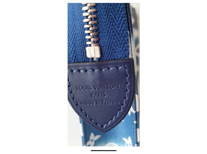 Louis Vuitton Bolsos de embrague Azul oscuro - vista 2