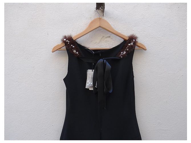 Vestido Blumarine de seda preto com bordado de pérolas e pele de coelho - vista 8