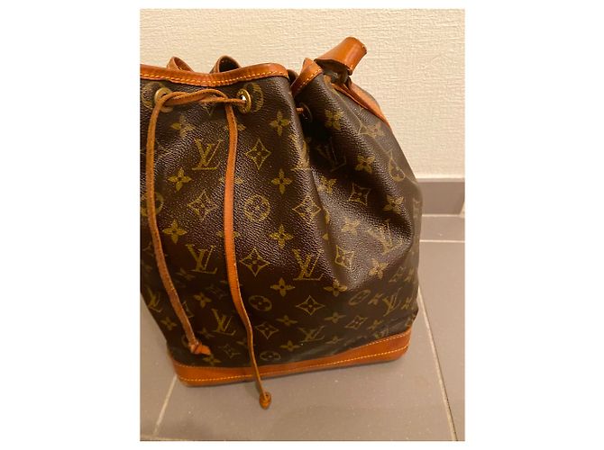 Borsa Louis Vuitton Noe GM Marrone Monogram Canvas Pelle - vista 2