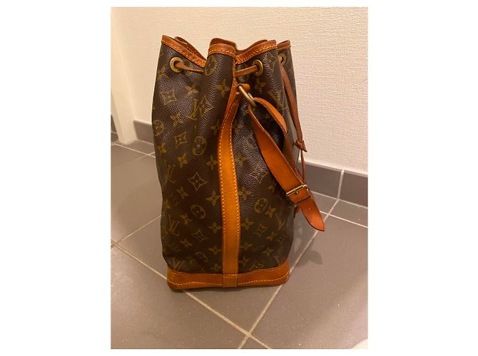 Borsa Louis Vuitton Noe GM Marrone Monogram Canvas Pelle - vista 3
