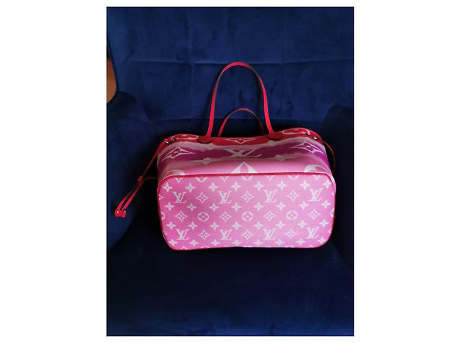 Louis Vuitton Neverfull Escale nuovo Rosso - vista 2
