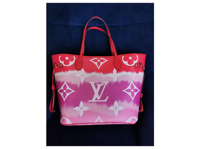 Louis Vuitton Neverfull Escale nuovo Rosso - vista 6