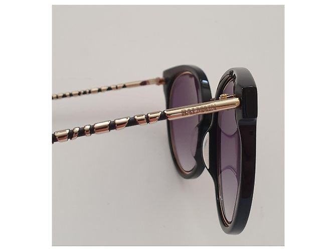 Occhiali da sole Balmain cat eye neri e oro Nero - vista 3
