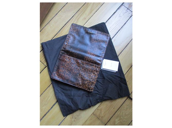 Paul Smith Cartera sobre de piel con estampado de leopardo. - vista 5