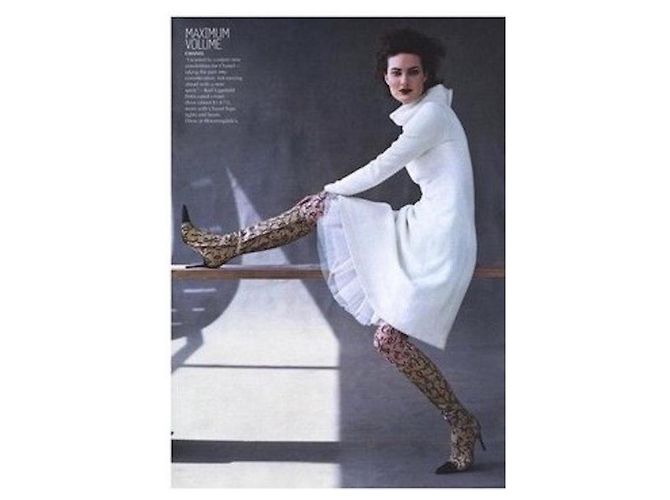 INTIMOS DE CHANEL - Medias con monograma nueva condición Beige - vista 4