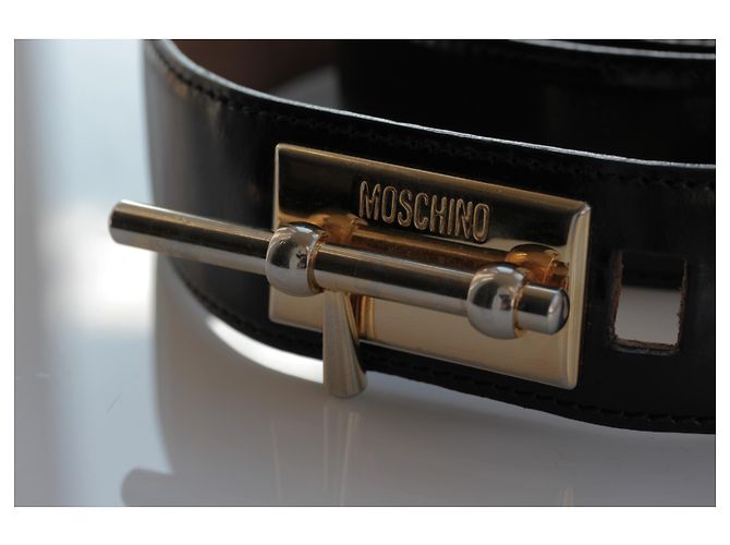Moschino Redwall schwarzer Ledergürtel - Ansicht 5
