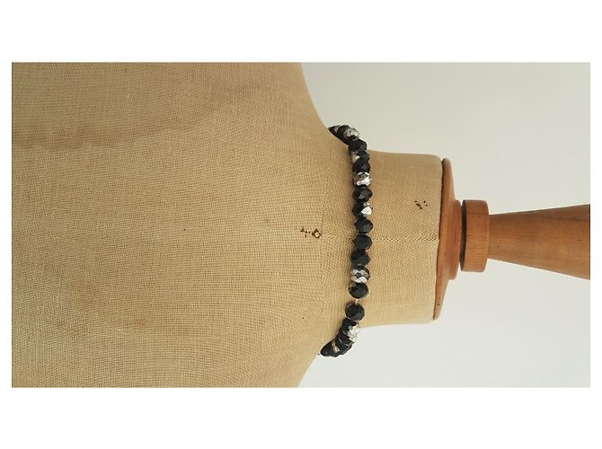 Autre Marque Collana lunga di perle nere con pompon - vista 3