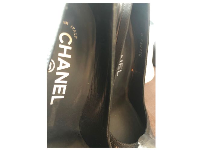 Pompe CHANEL 36.5 camelia nera Nero - vista 3