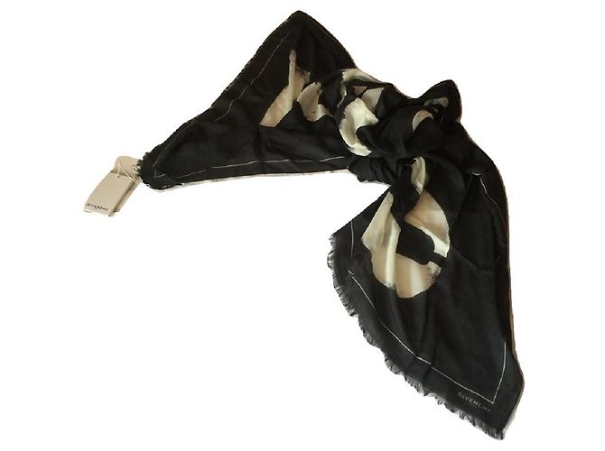 GIVENCHY écharpe Cachemire et Modal Noir Blanc - vue 4