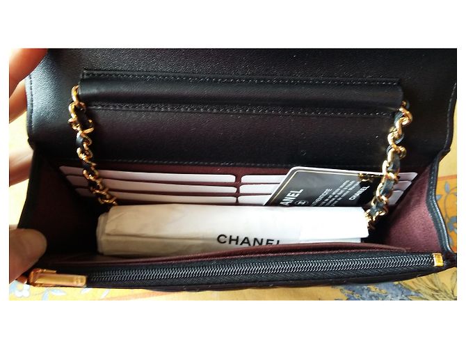 Portafoglio classico con catena. Chanel. Nero - vista 7