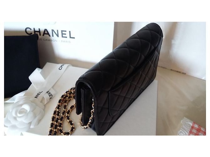 Portafoglio classico con catena. Chanel. Nero - vista 9