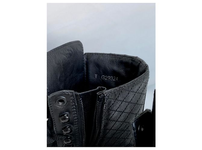 Chanel Bottes à lacets de combat noires avec boîte - vue 12