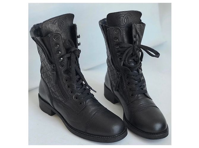 Chanel Bottes à lacets de combat noires avec boîte - vue 18