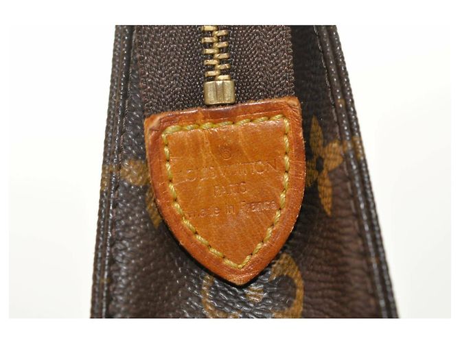 Louis Vuitton Poche Toilette 19 Marrone - vista 6