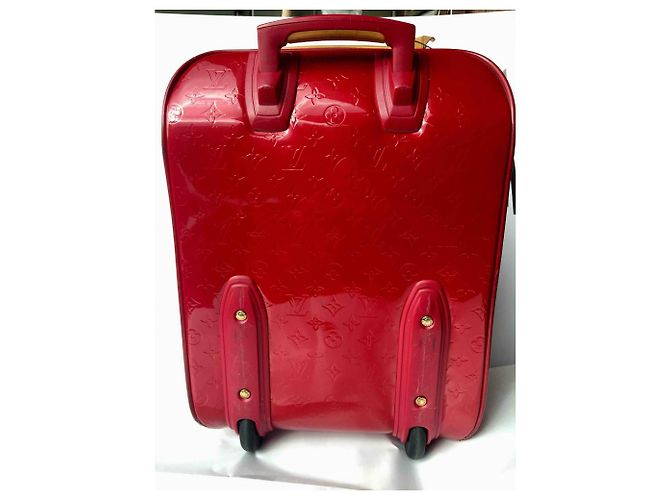Pegase Louis Vuitton Carrello Pégase 48H in vernice rossa Rosso - vista 2