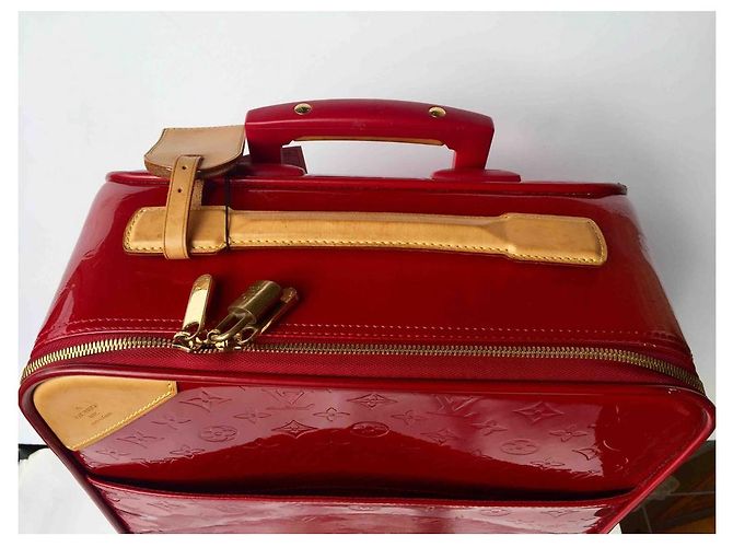 Pegase Louis Vuitton Carrello Pégase 48H in vernice rossa Rosso - vista 4