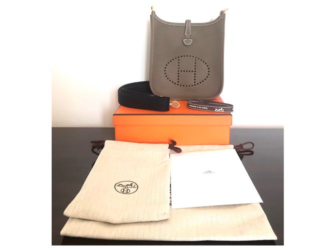 Hermès Evelyne TPM 16 Amazon Taupe - vista 2