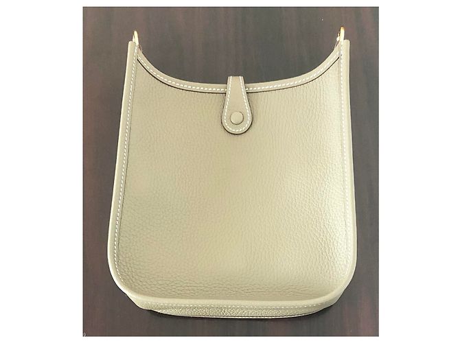 Hermès Evelyne TPM 16 Amazon Taupe - vista 4