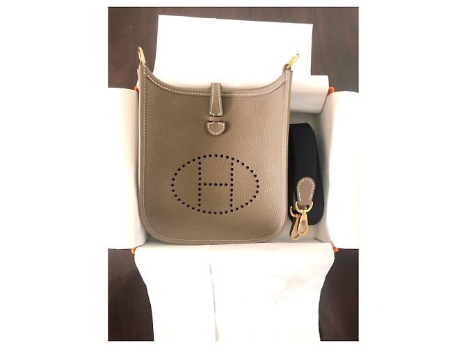 Hermès Evelyne TPM 16 Amazon Taupe - vista 7