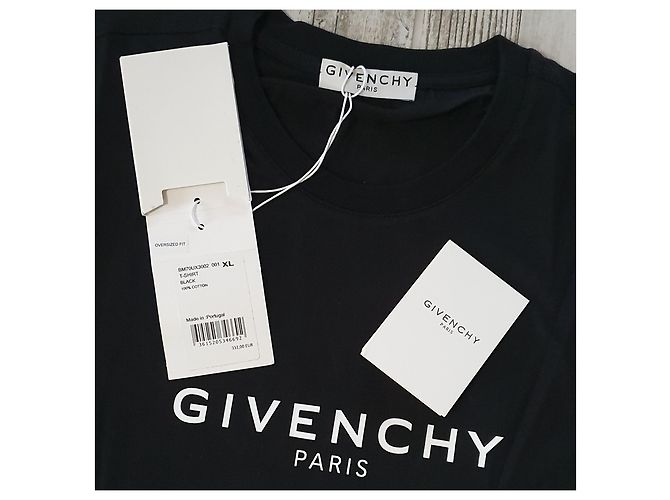 Givenchy tees - vista 3