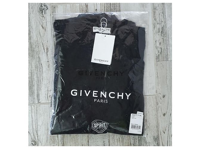 Givenchy tees - vista 7