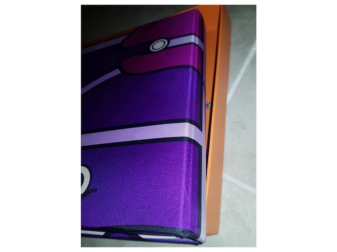 Hermès Le Livre Carre Hermes luxury limited edition Purple - view 11